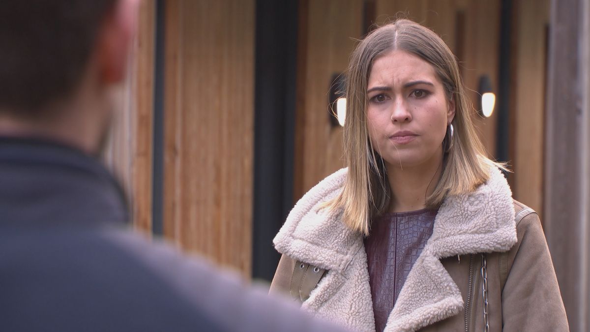 preview for Hollyoaks Soap Scoop! Summer in gun drama