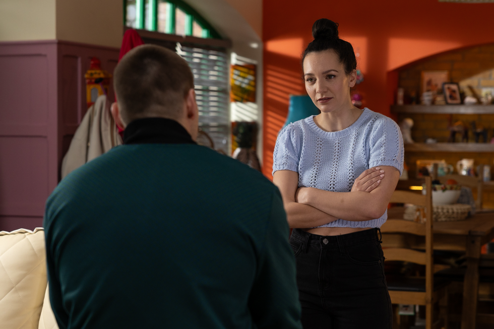 abe fielding and cleo mcqueen in hollyoaks