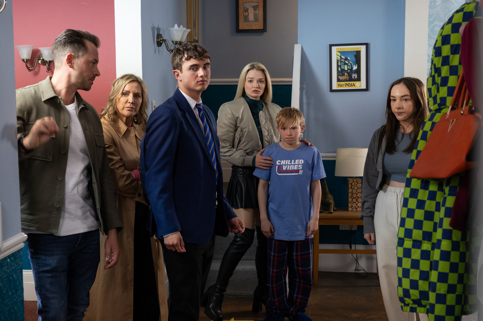 embargo 18062024 darren osborne, suzanne ashworth, jj osborne, hannah ashworth, oscar osborne and frankie osborne in hollyoaks