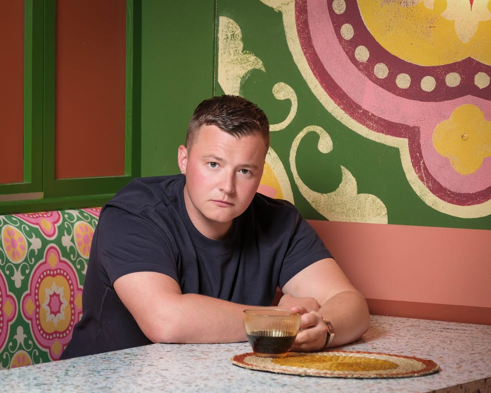 charlie wernham as robbie roscoe in hollyoaks