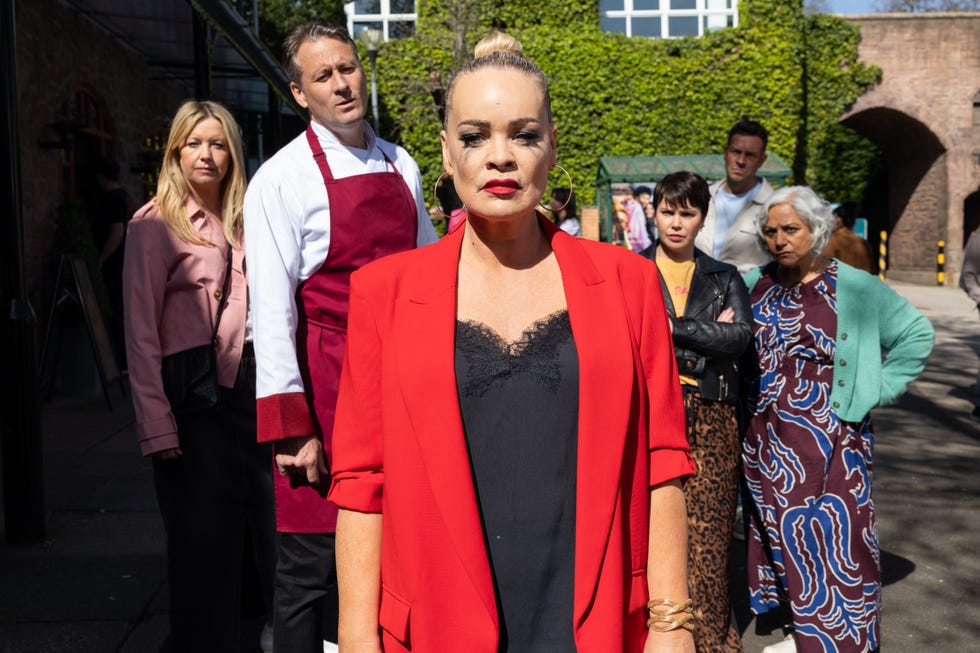 diane, tony, grace, nancy, darren, misbah, hollyoaks