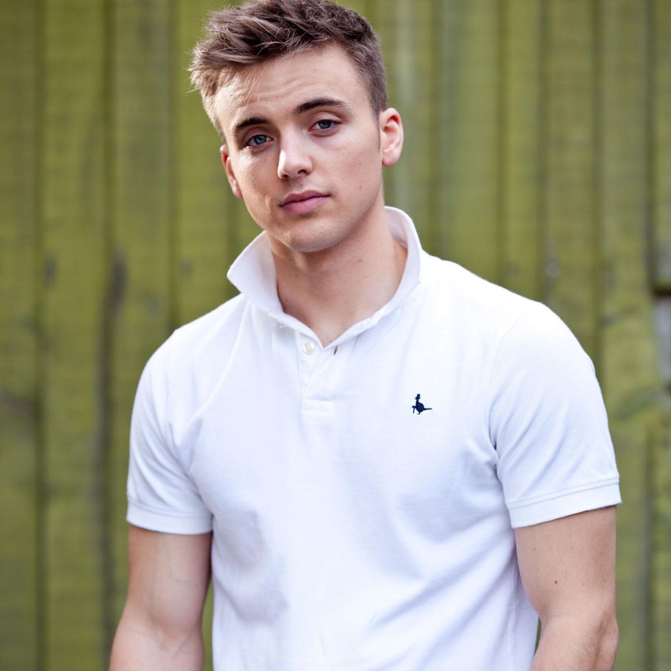 parry glasspool as harry thompson in emmerdale