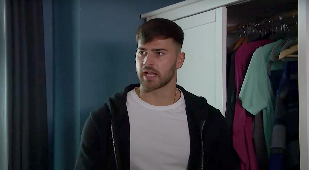 Hollyoaks Spoilers Romeo And Peris Secret Revealed Over Rayne Death