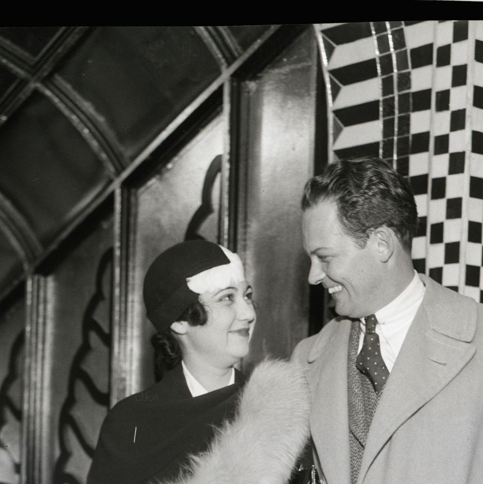 (original caption) 1/18/1933 hollywood, ca: winona love and don dilloway at the club new yorker.