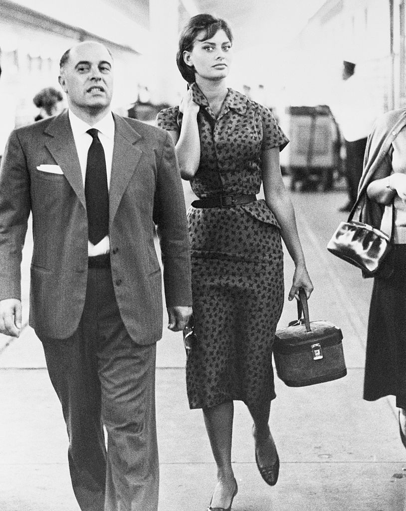 Sophia Loren and Carlo Ponti at Station