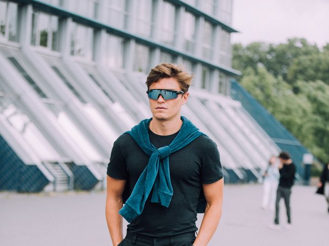 compensar Orbita Problema Las gafas de sol de ciclismo se convierten en nueva clave de moda masculina  del verano