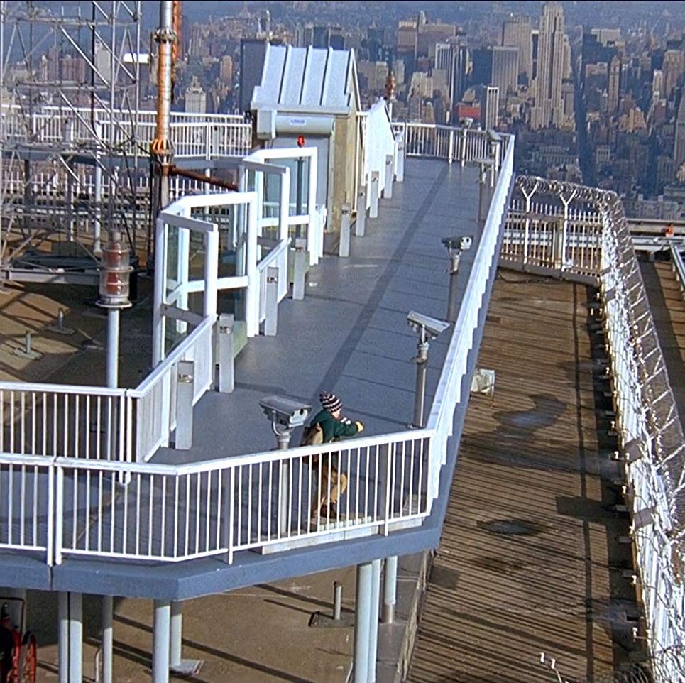 Handrail, Guard rail, Reinforced concrete, Construction, Stairs, Architecture, Roof, Steel, Composite material, Building, 