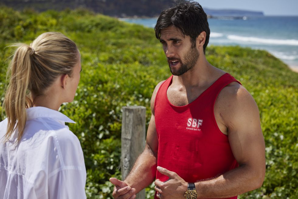 felicity newman and tane parata in home and away