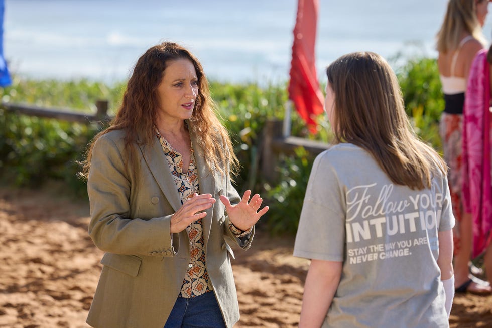 roo stewart and eliza sherwood in home and away