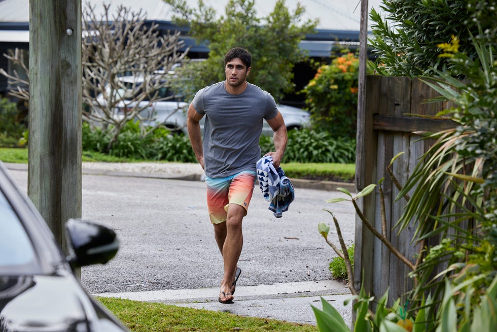 tane parata in home and away