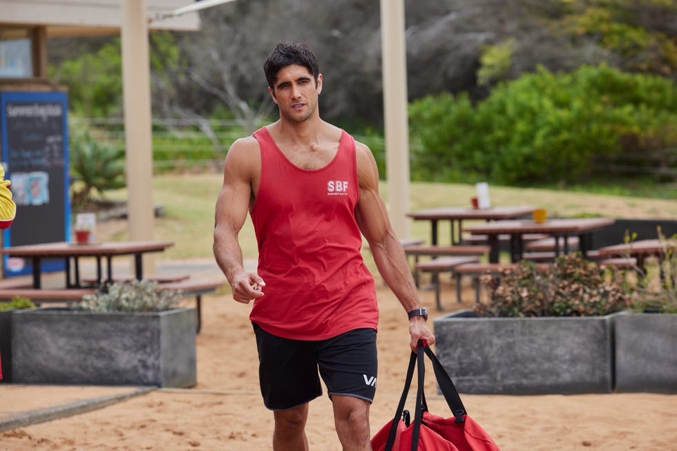 tane parata in home and away