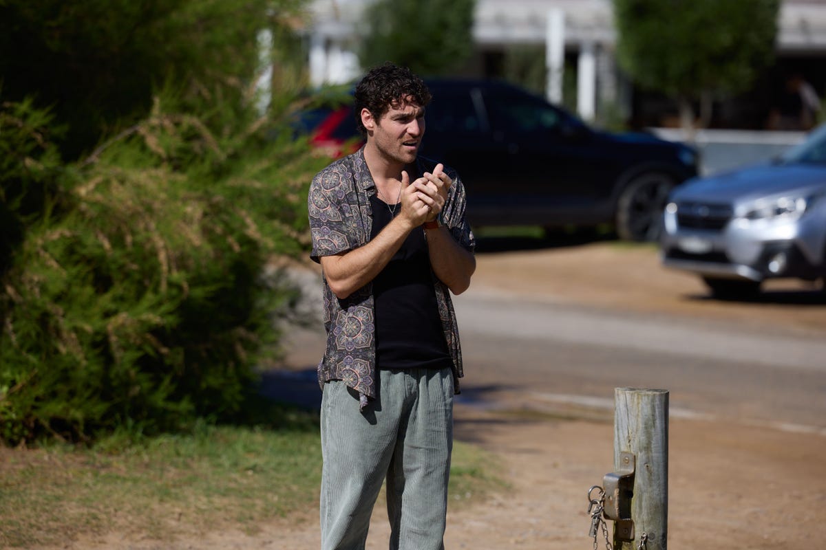 preview for Home and Away Soap Scoop! Theo and Sonny are kidnapped