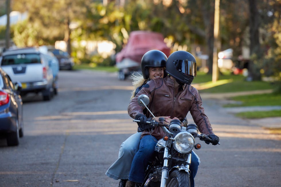 bree cameron and remi carter in home and away