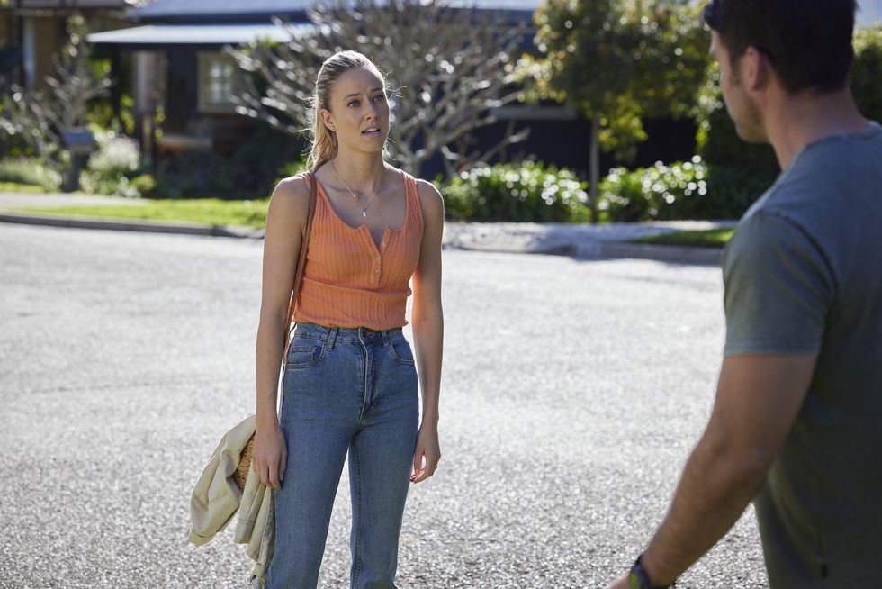 felicity newman and cash newman in home and away