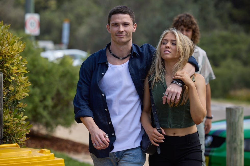 gage reynolds and lacey miller in home and away