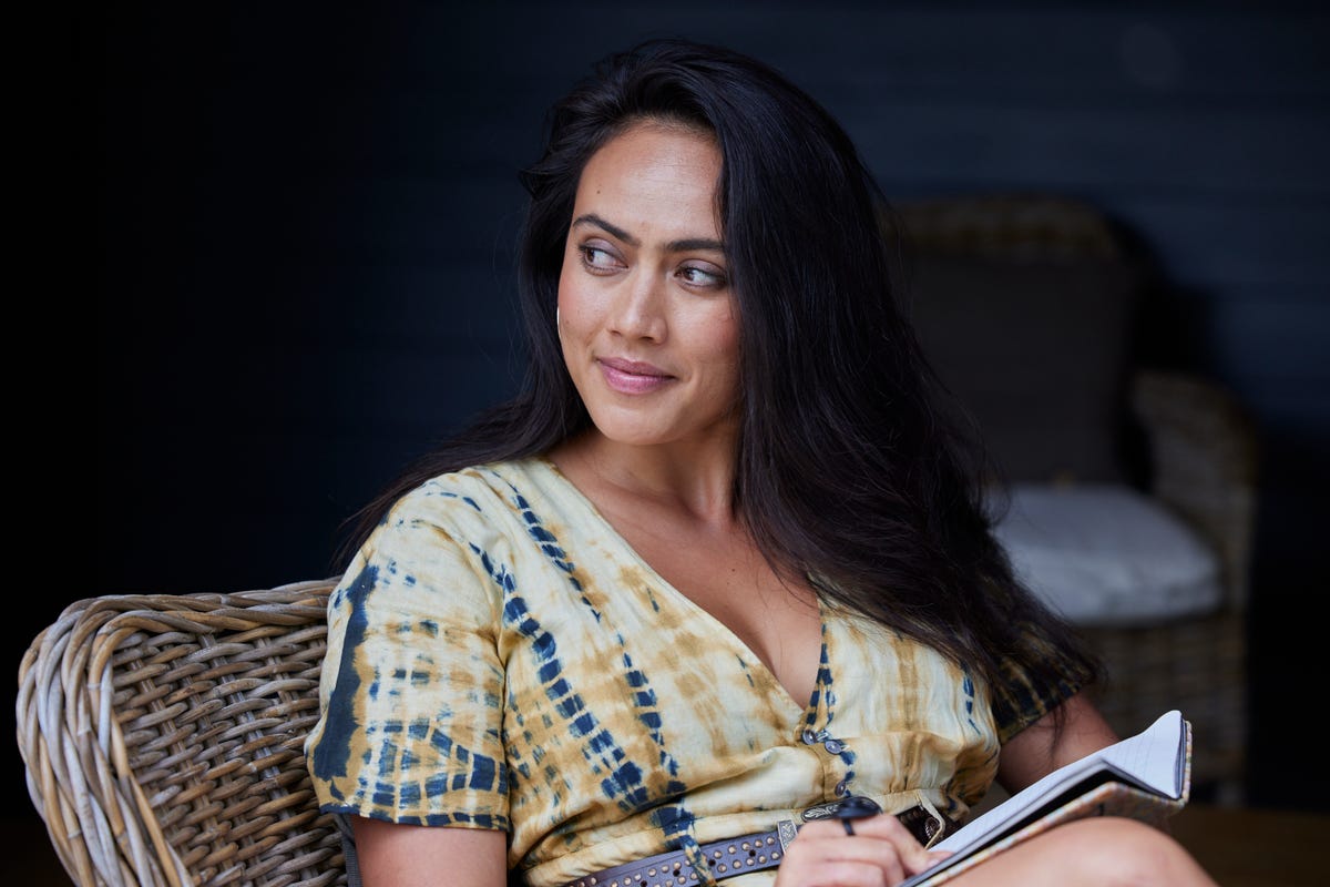Home and Away Soap Scoop! Leah's heartbreak over Justin