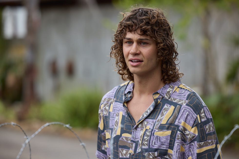theo poulos in home and away