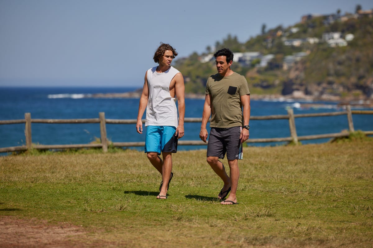 Home And Away's Justin To Get Suspicious In Theo's Drugs Story