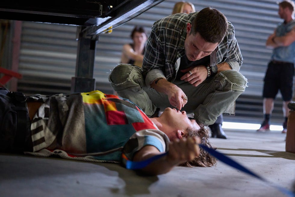 gage reynolds' revenge terrifies theo poulos, lacey miller and sonny baldwin in home and away