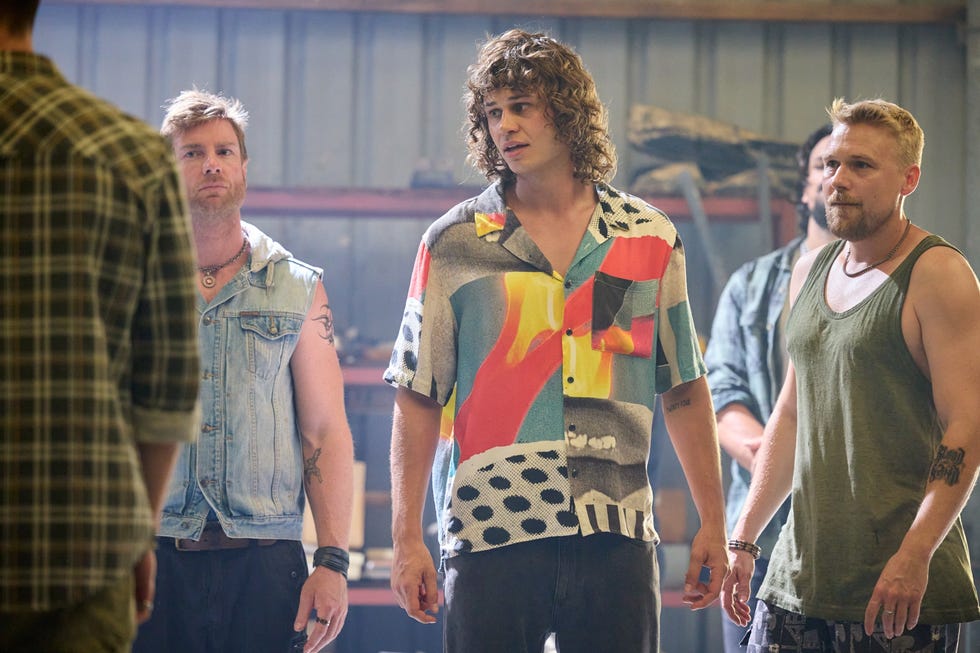 gage reynolds' revenge terrifies theo poulos, lacey miller and sonny baldwin in home and away