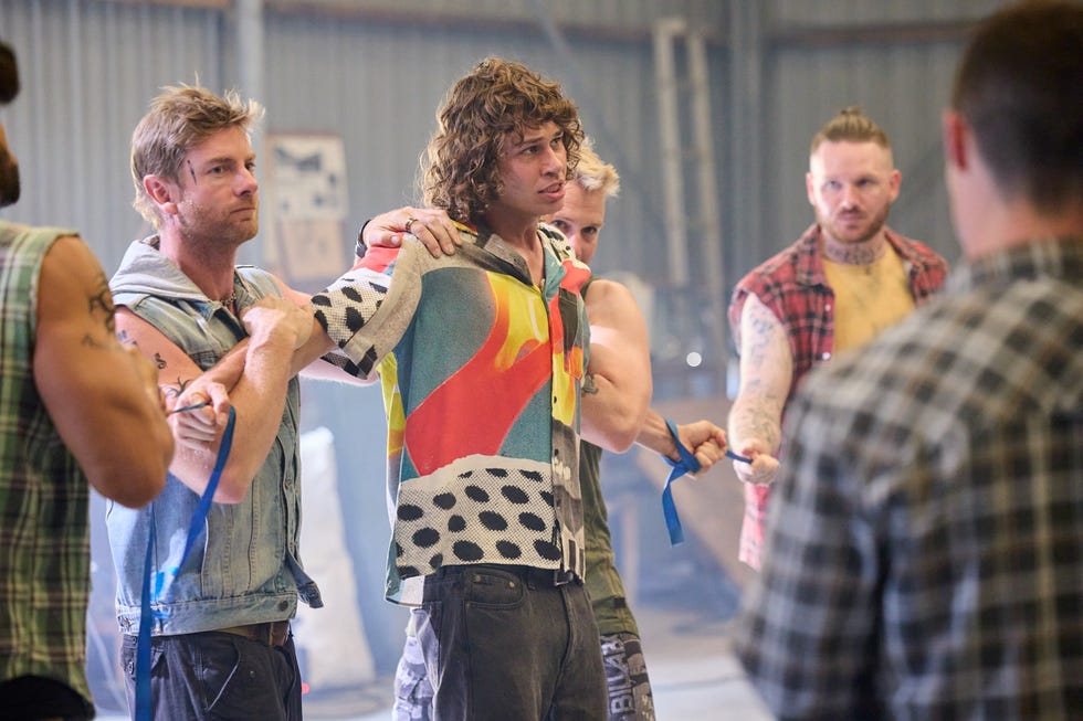 gage reynolds' revenge terrifies theo poulos, lacey miller and sonny baldwin in home and away