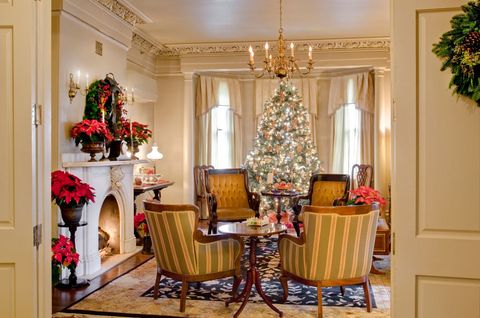 home decorated for christmas, sayre mansion at christmas, bethlehem, pennsylvania