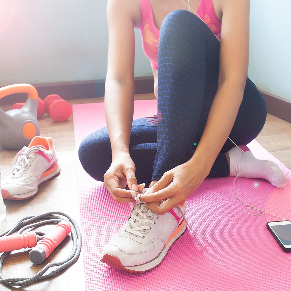 5 ejercicios con tu peso para entrenar en casa sin material