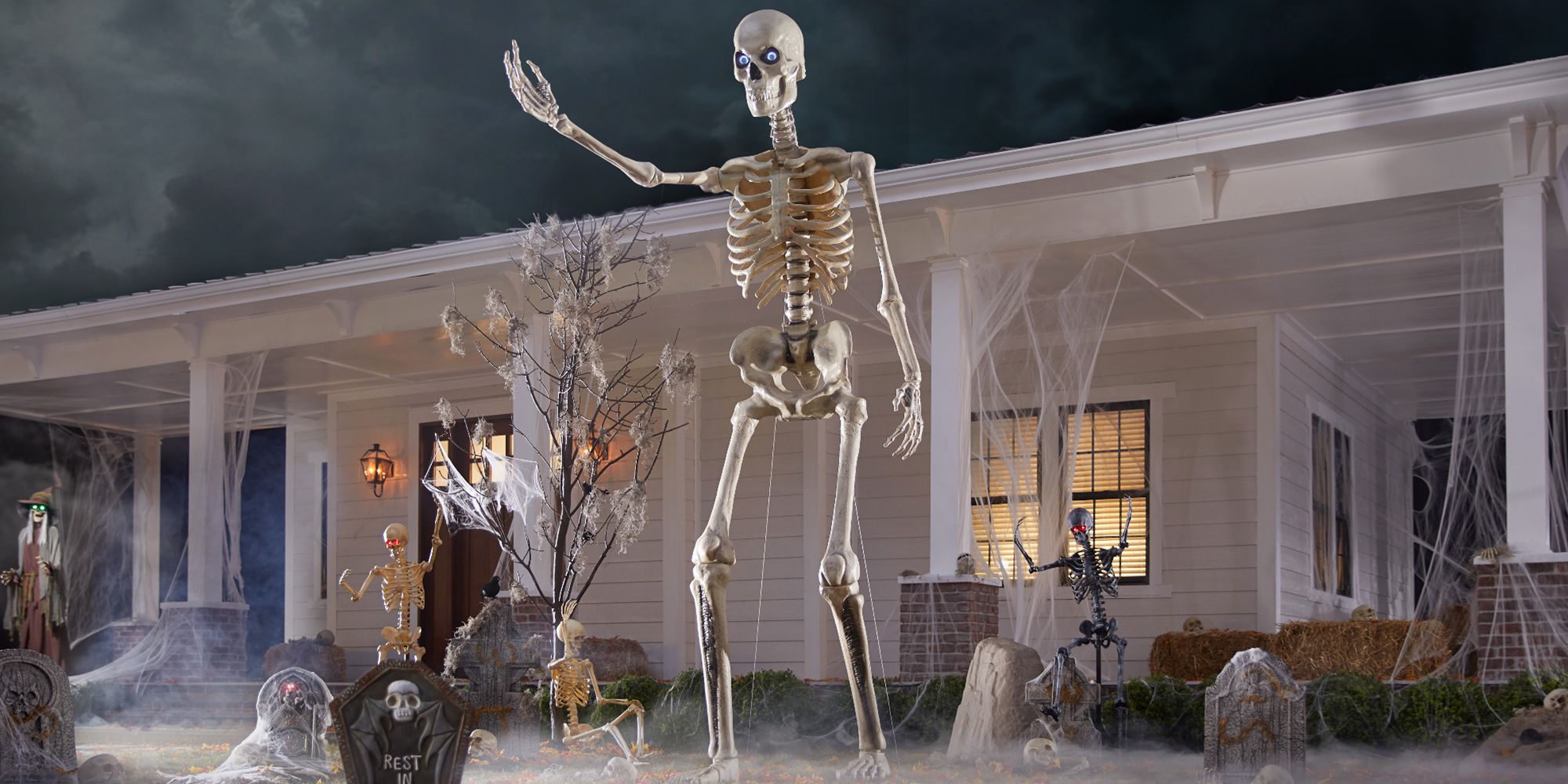 Halloween Skeleton Decorations Garden 3PCS Halloween Party Hanging Decor Haunted House 16 Full Body Plastic Skeleton Posable Joints for Skeleton Halloween Decoration Yard Patio Lawn 