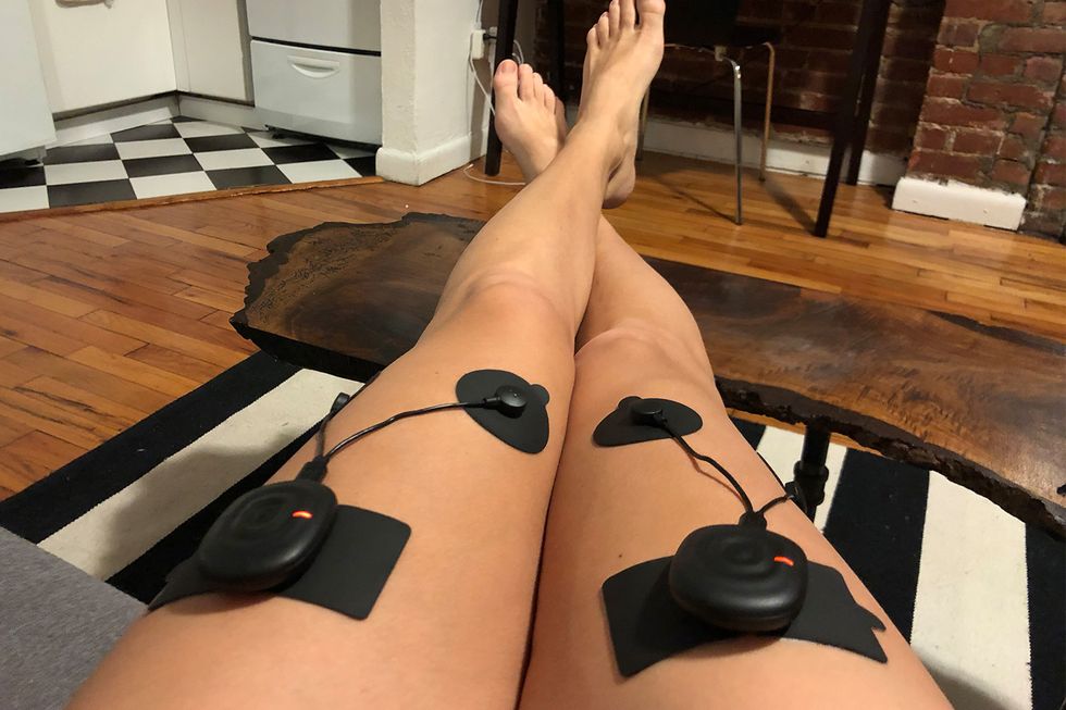 https://hips.hearstapps.com/hmg-prod/images/home-electric-muscle-stimulation-therapy-3-1520021796.jpg?crop=1xw:1xh;center,top&resize=980:*
