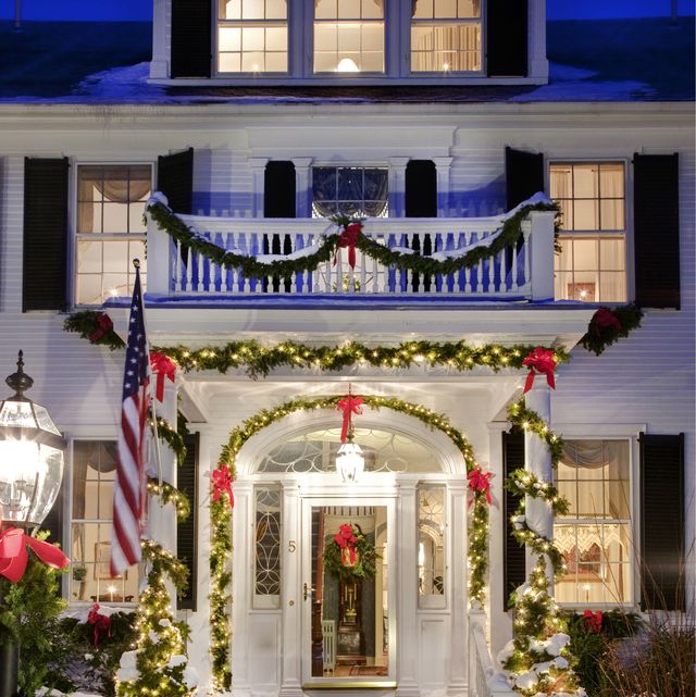 55 Best Outdoor Christmas Decoration Ideas 2024