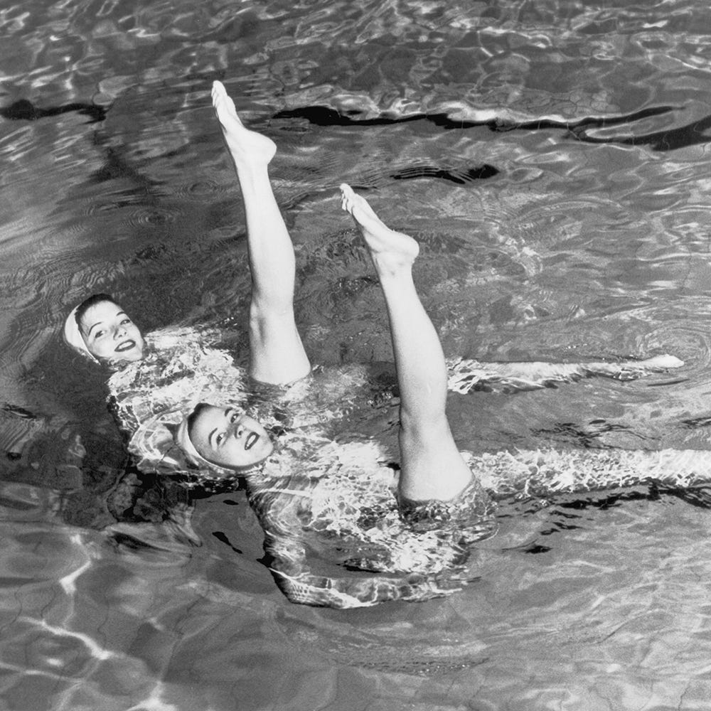 Los 12 ejercicios en la piscina más efectivos para adelgazar