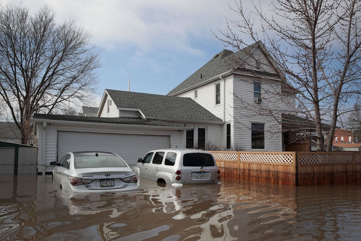 flooding continues to cause devastation across midwest