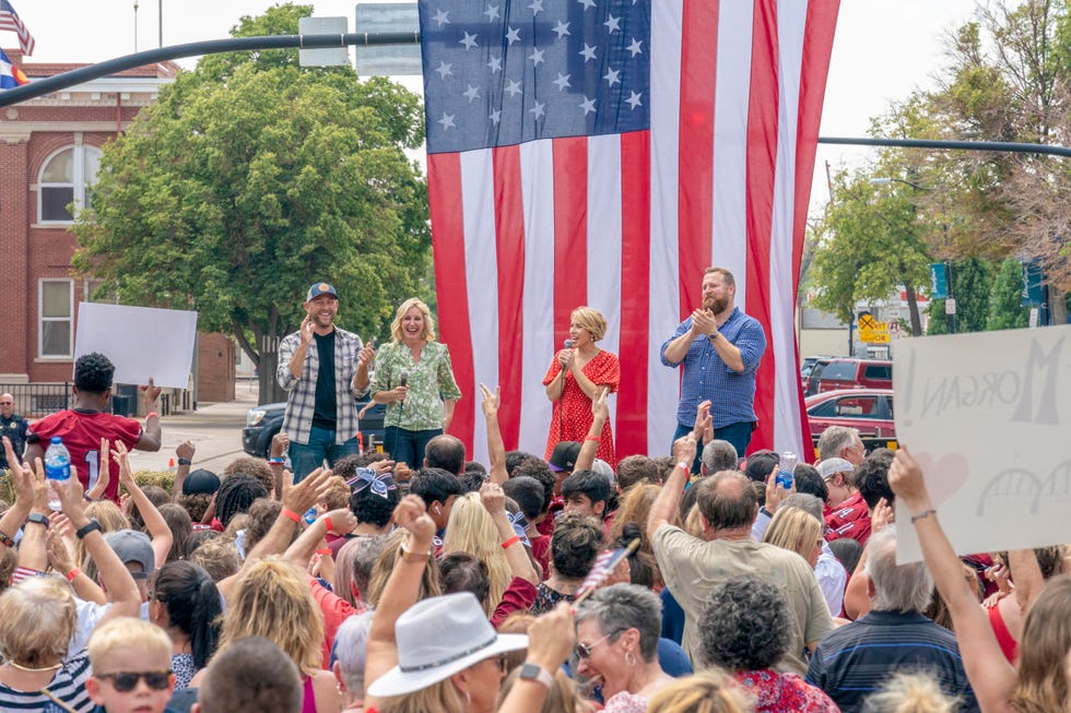 HGTV Stars Erin and Ben Napier and Jenny and Dave Marrs Talk ‘Home Town