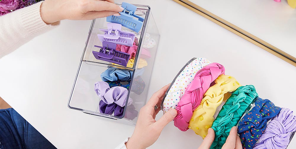New Makeup and Hair Organizers From the Netflix Stars New Makeup and Hair Organizers From the Netflix Stars