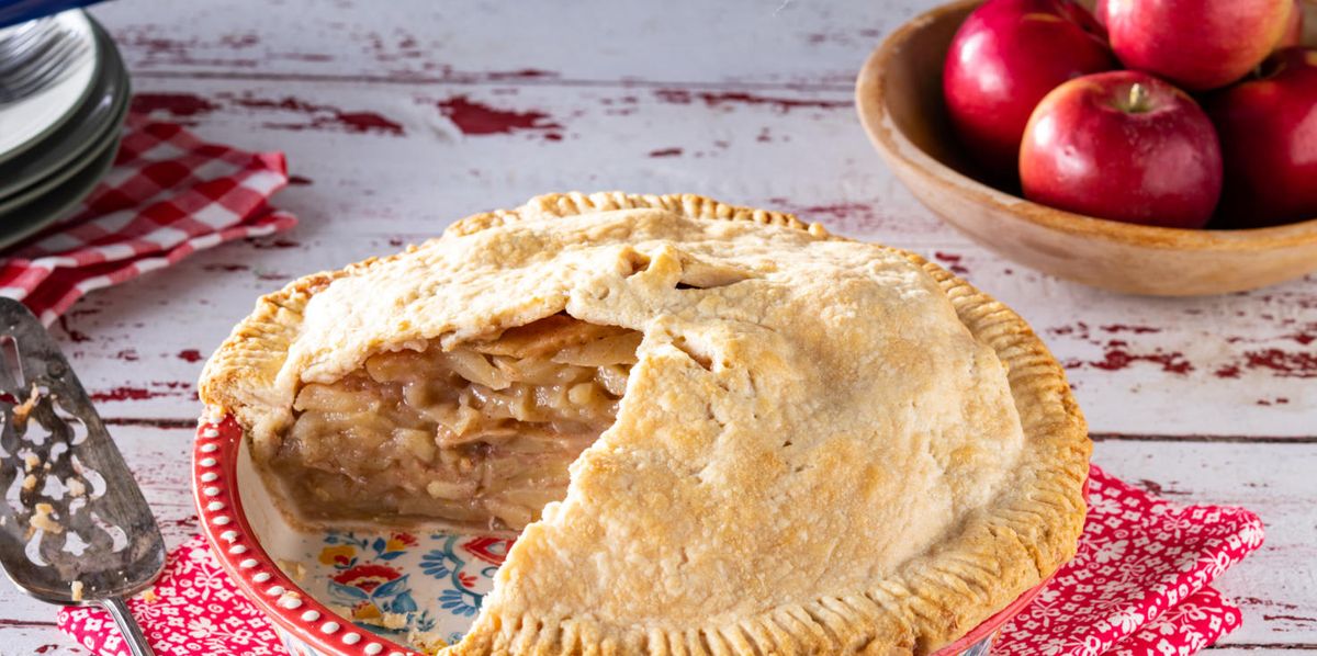 This Sky-High Apple Pie Is a Good Old-Fashioned Treat