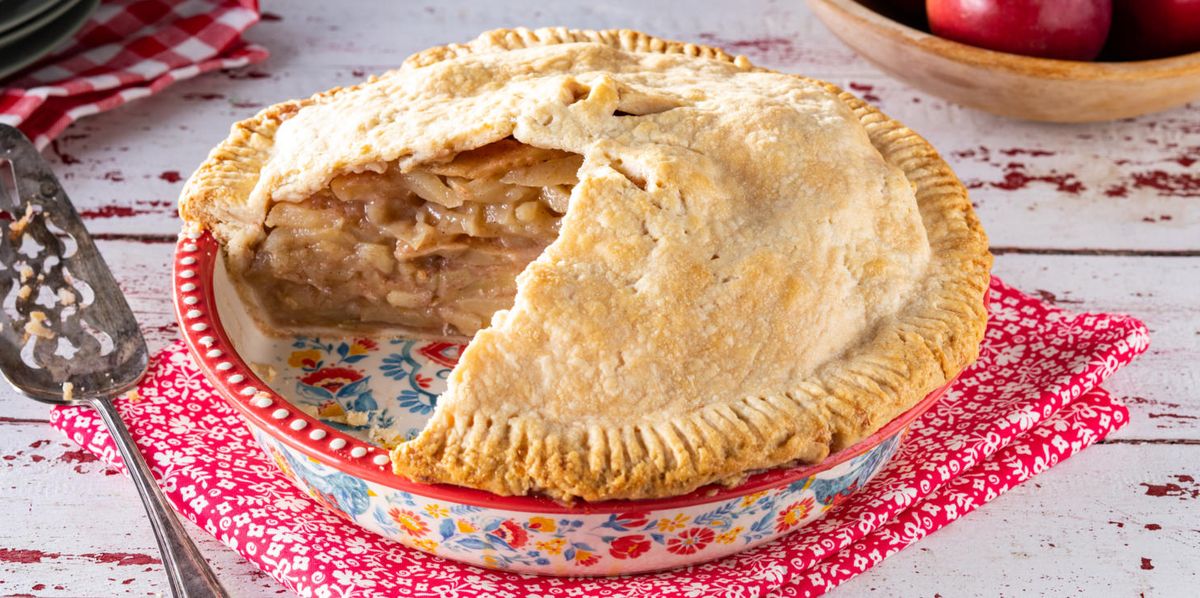 This Sky-High Apple Pie Is a Good Old-Fashioned Treat