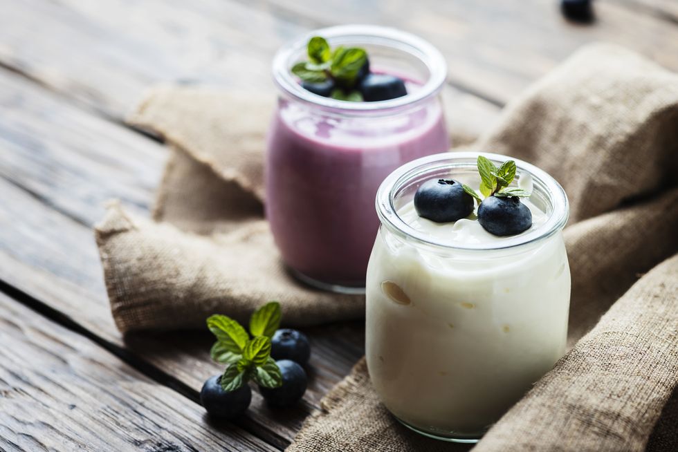 I trucchi per fare in casa uno yogurt buono e cremoso come quello greco