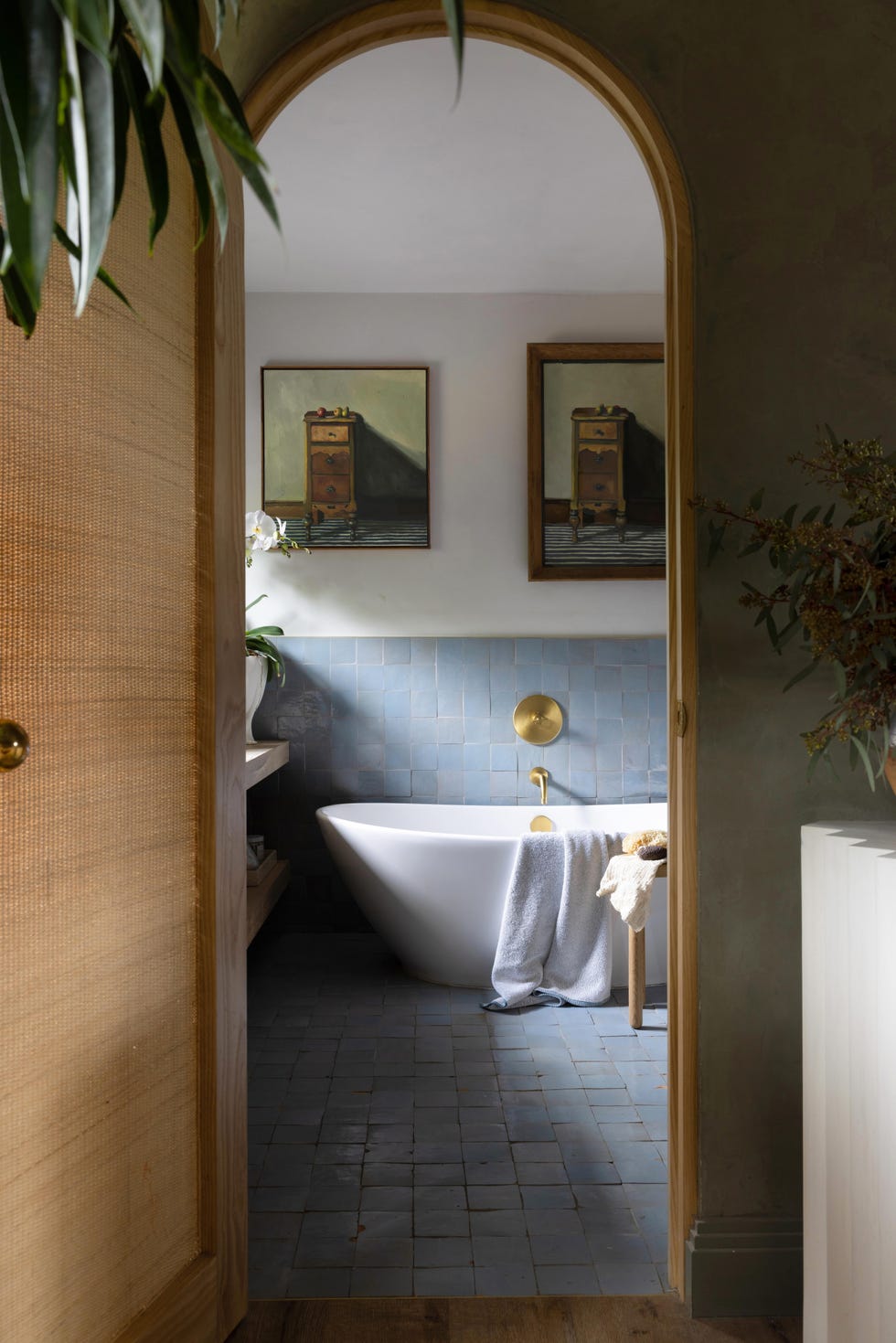 hommeboys california residence bathroom