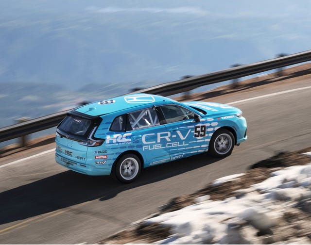 honda crv fcev pikes peak 2025