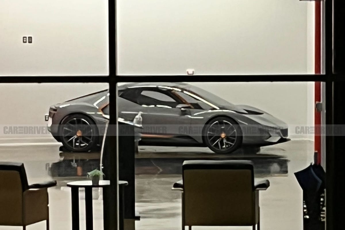www.caranddriver.com