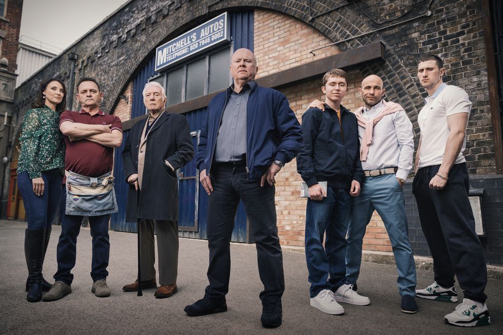 embargoed 060624 2001, barney mitchell, teddy mitchell, harry mitchell, eastenders