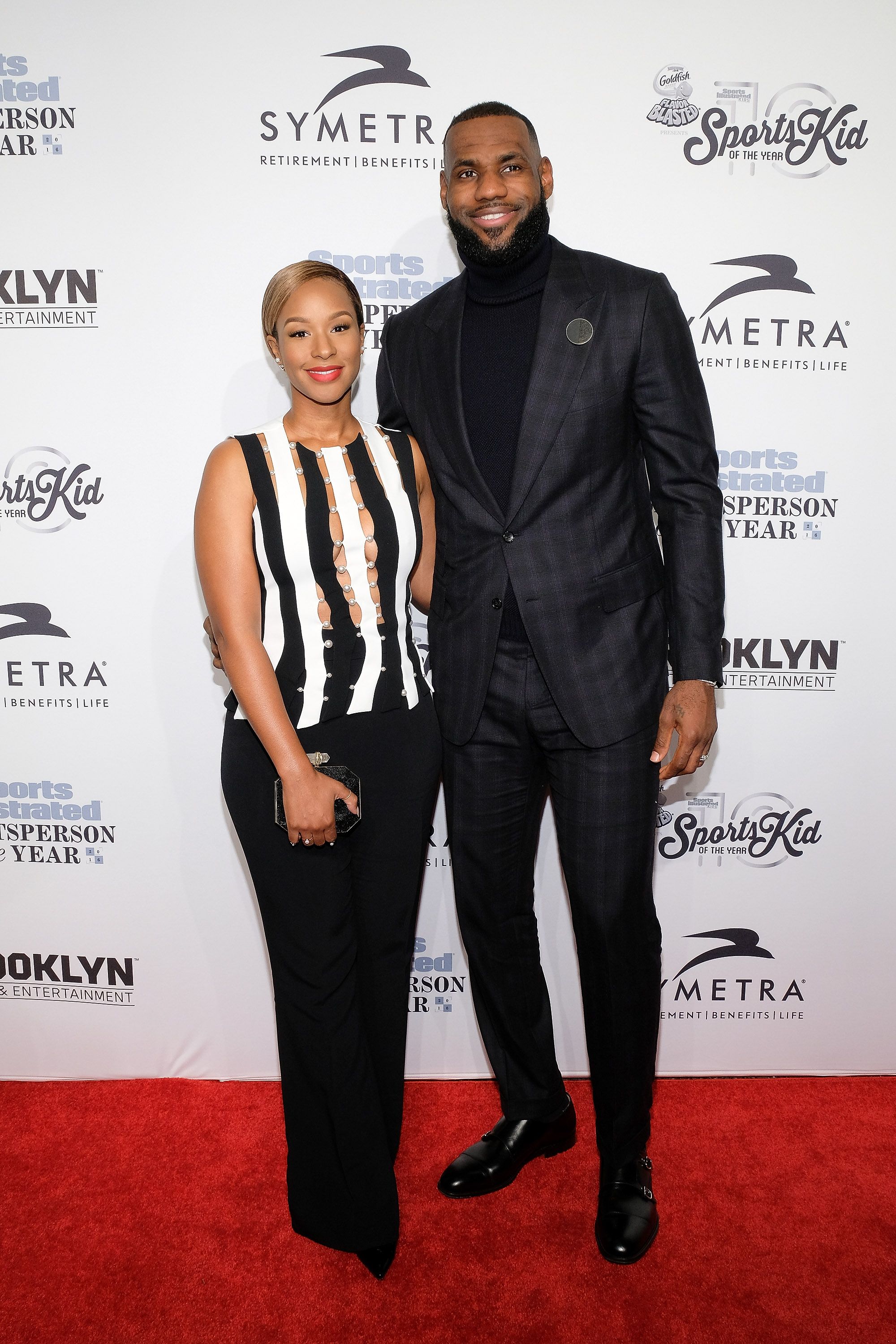 See These 11 Celebrity Couples With Crazy Height Differences