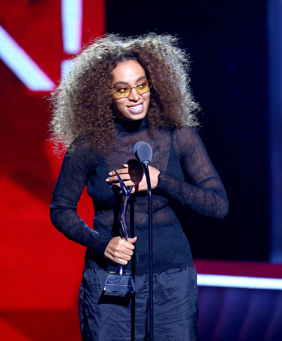 solange   chestnut hair color
