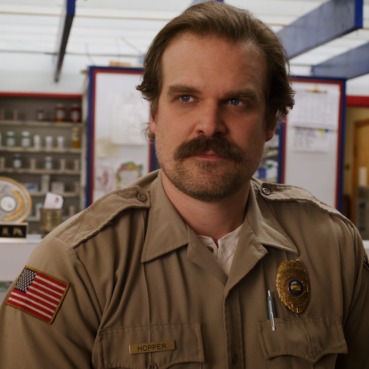 hopper-stranger-things-3-1562101073.jpg