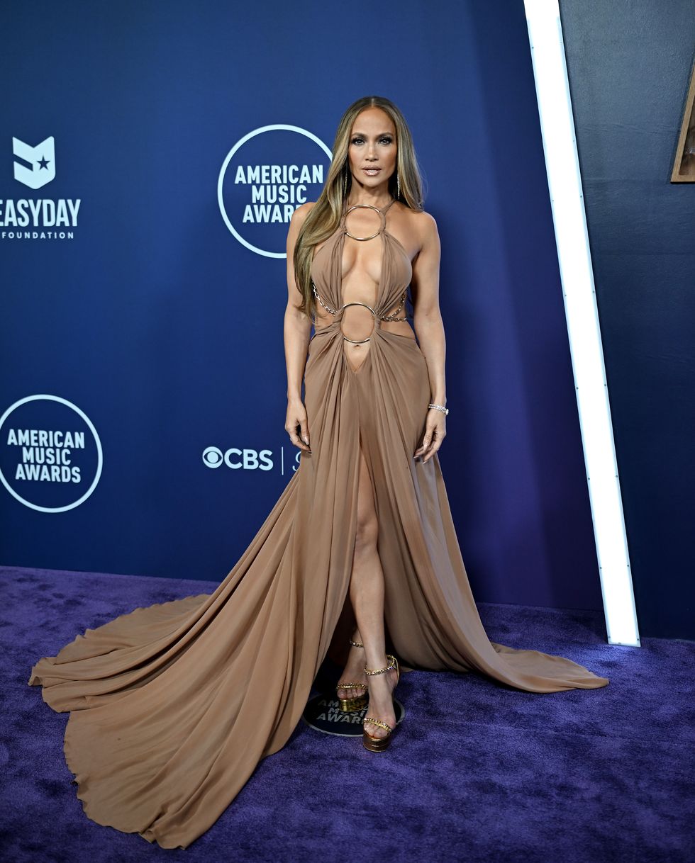 2025 American Music Awards Winners Walk