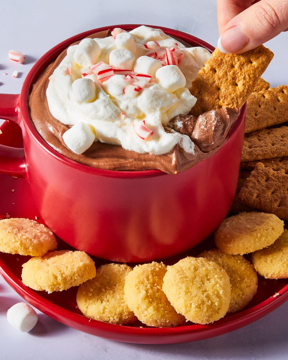 hot cocoa dip served with cookies