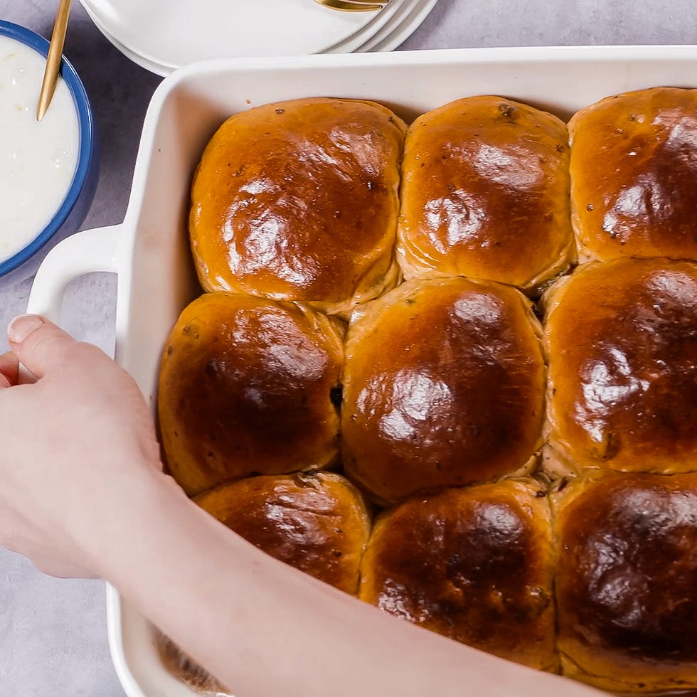 hot cross buns