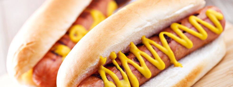 The Complete Guide to New Jersey's Crazy Hot Dogs, and Where to