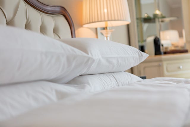 The surprising thing 1 in 10 people take to hotel rooms