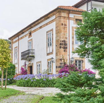 Un hotel en Cantabria un hotel en cantabria, en una casona del sxix